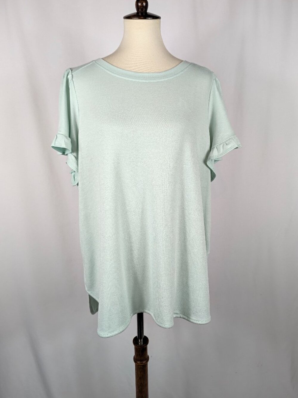 Cupio T-Shirt Ruffle Sleeve Scoop Split Hem Light Green Mint Casual Plus Size 1X